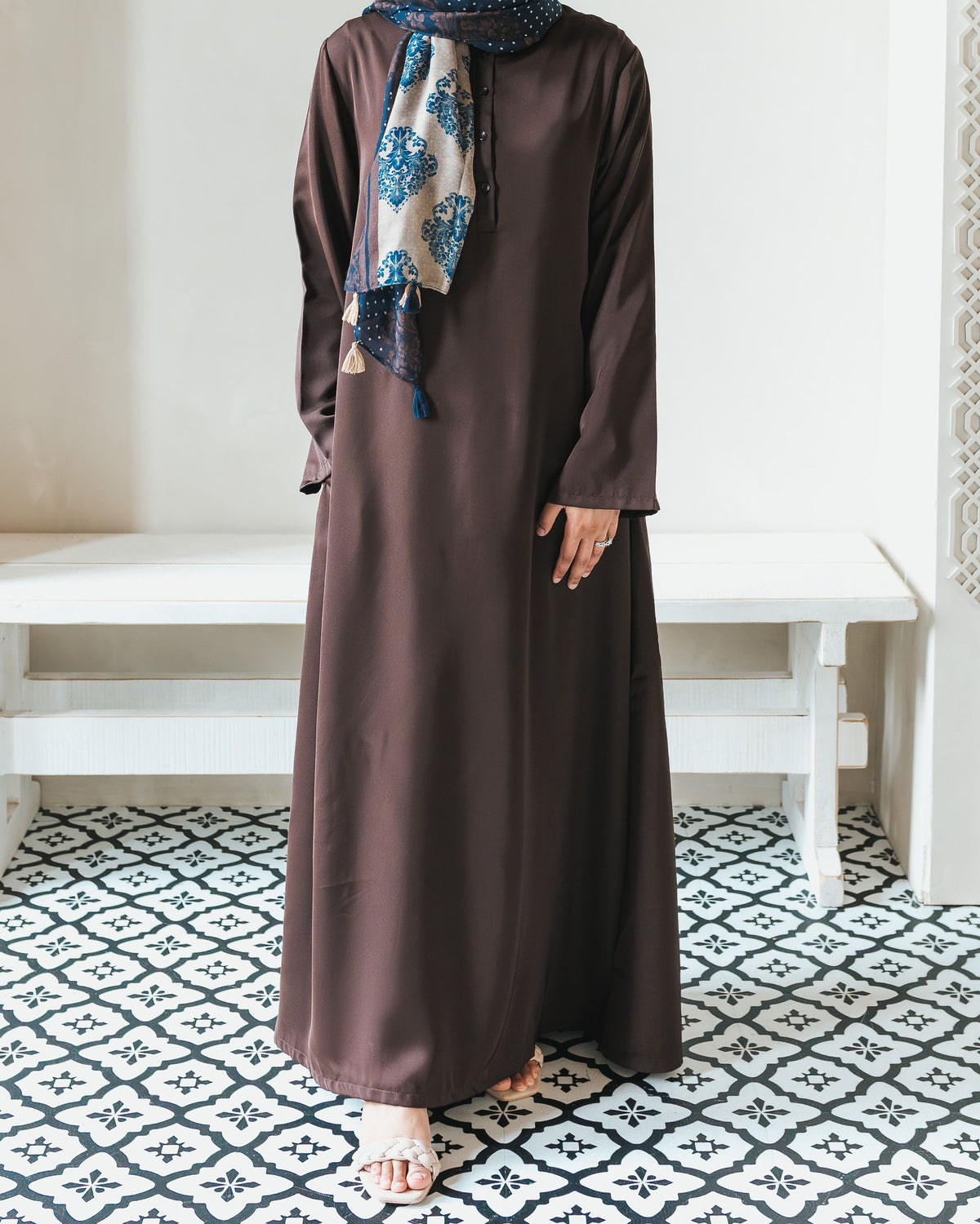 Mocha Essentials Abaya