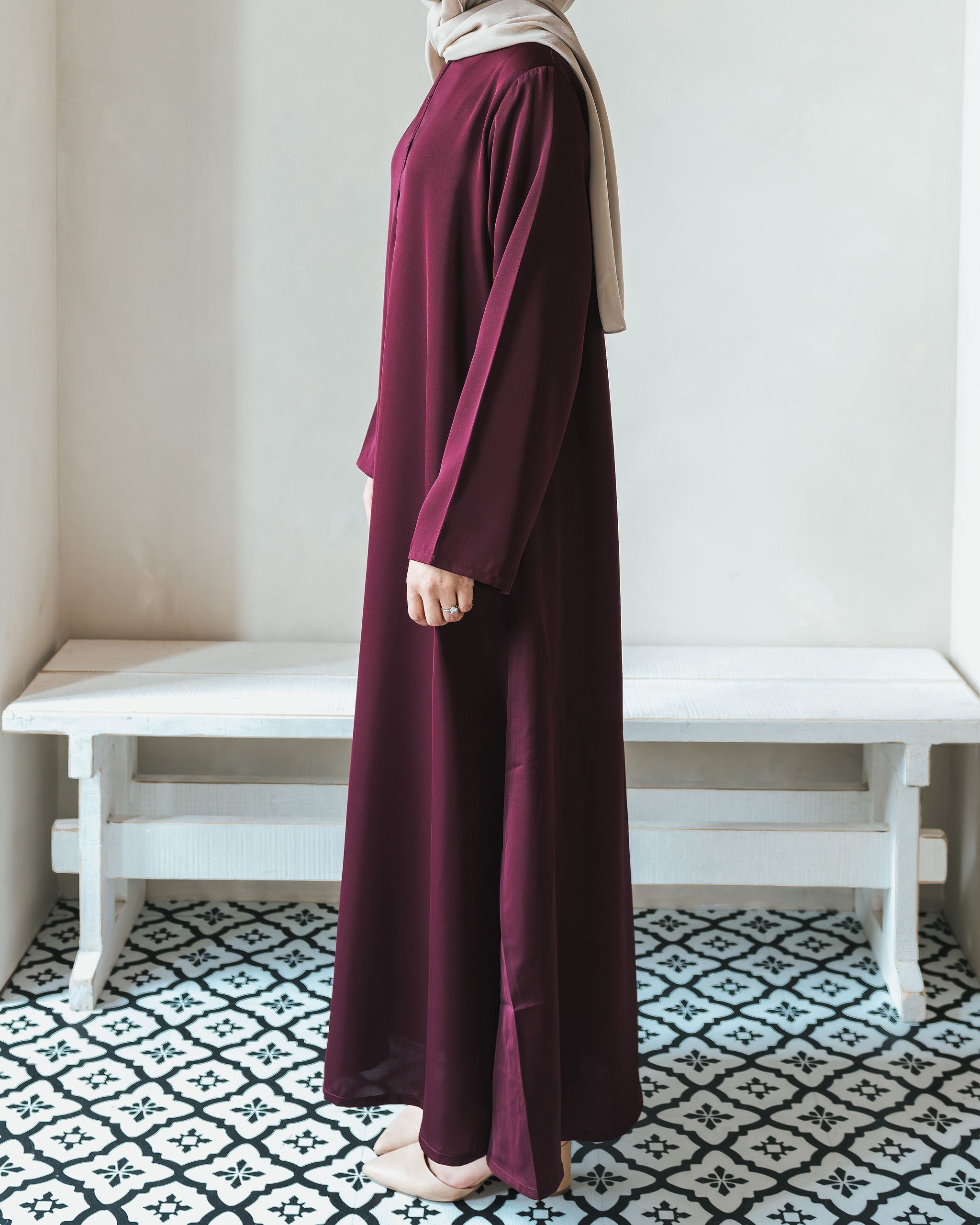 Maroon Essentials Abaya